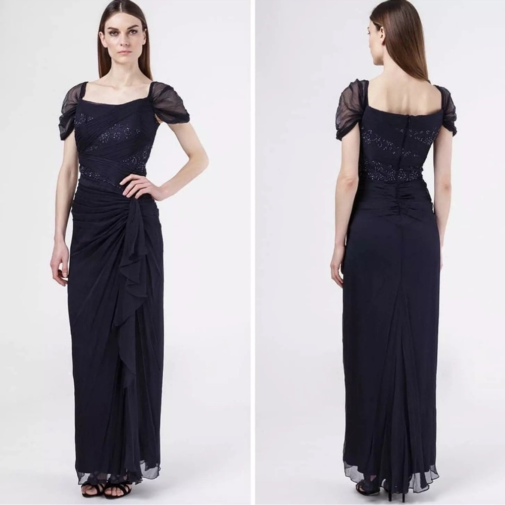 Tadashi Shoji NWOT Size 6 Navy Blue Ruched silk Beadedโ Maxi Gown